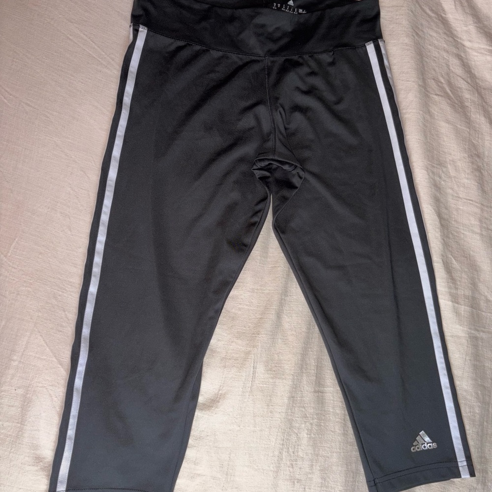 Adidas Trio - Picture 5 of 6
